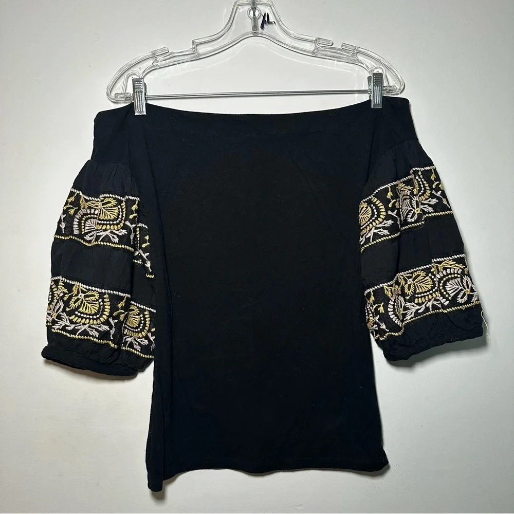Free People chic black